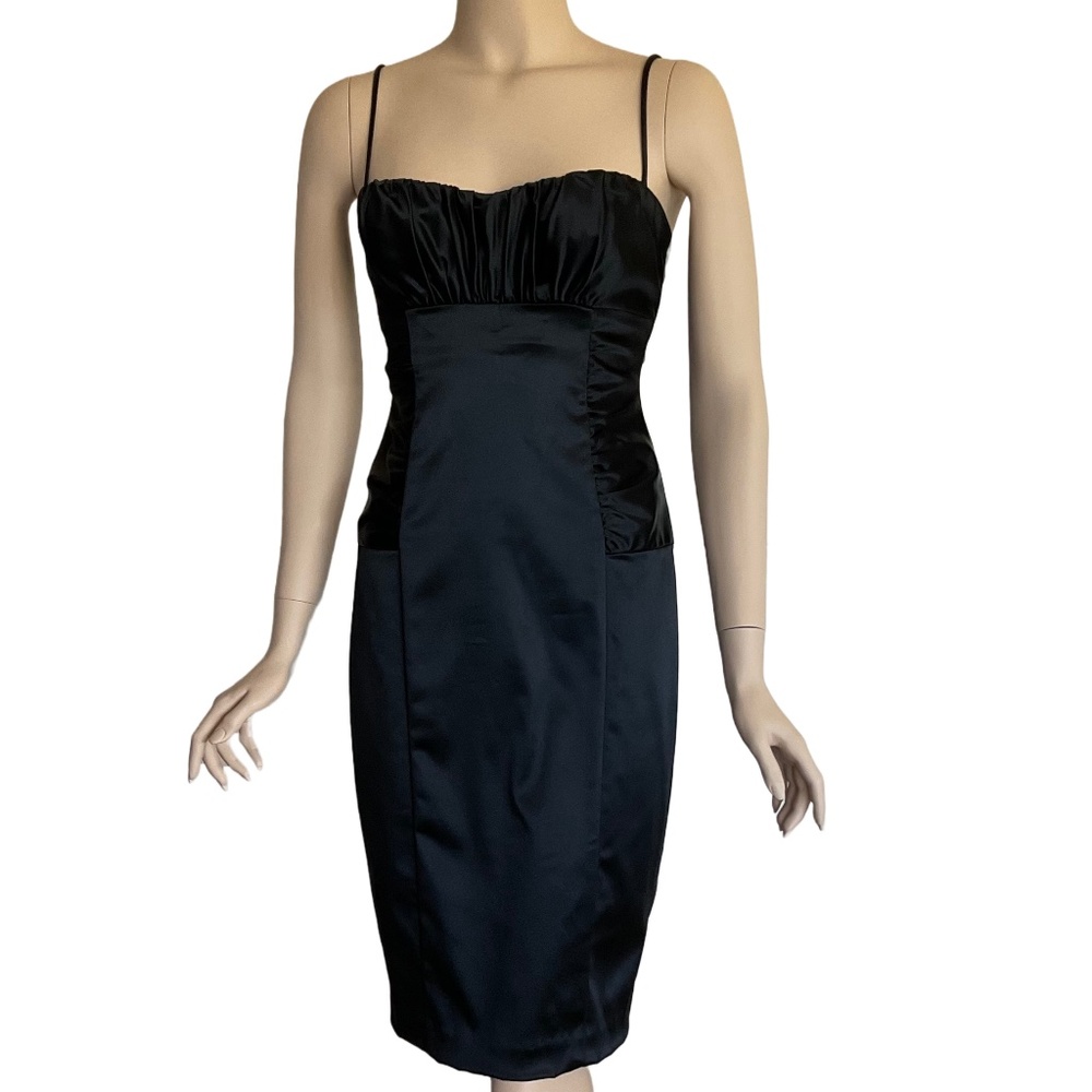 David Meister Black Satin sheath cocktail dress Size 4